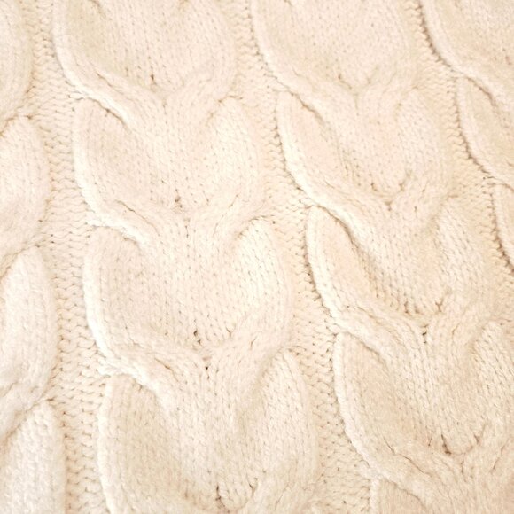 Forever 21 Women's White Sleeveless Sweater Vest High Collar Cable Knit Size S - Picture 3 of 5